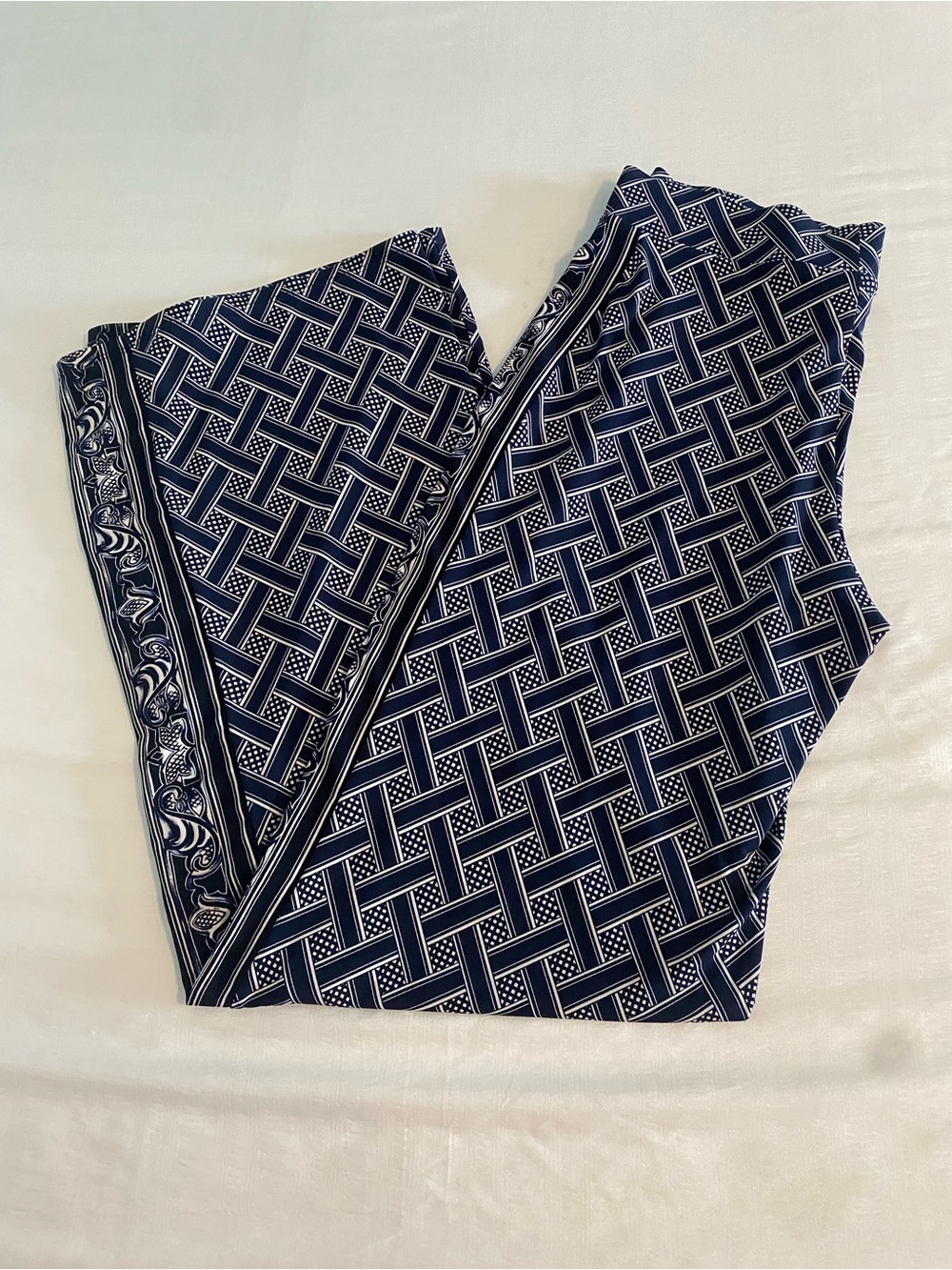 White House Black Market Navy & White Geometric Print Trousers